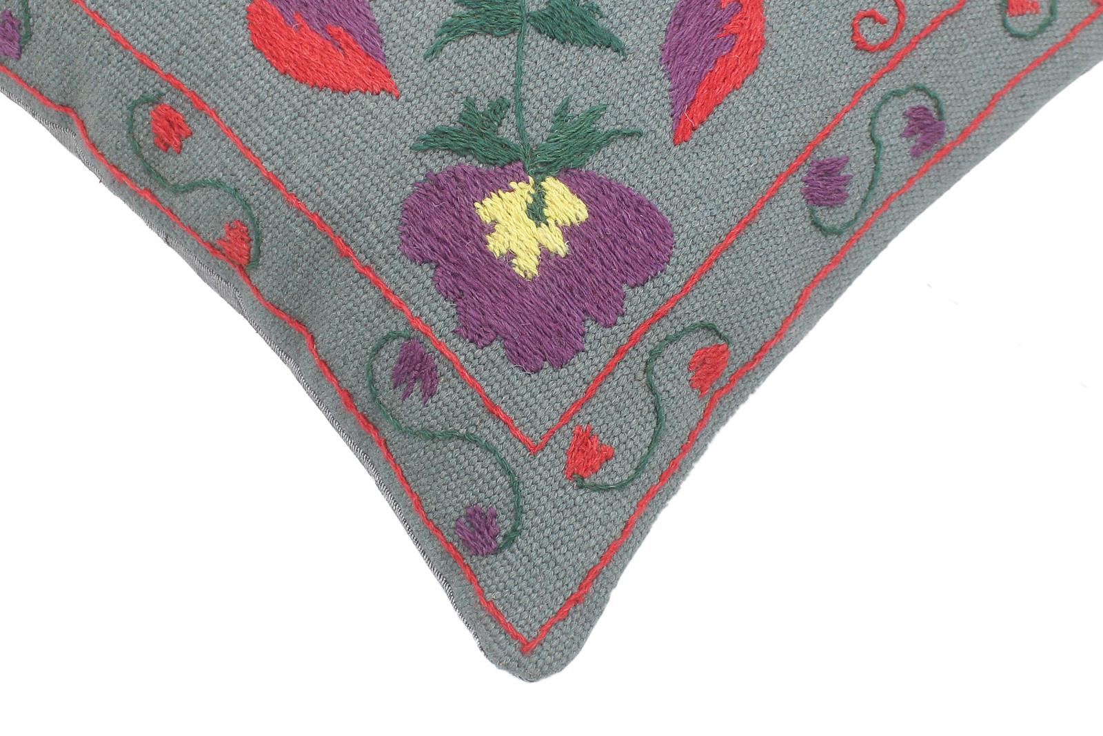 handmade  Pillow Gray Red Hand-Woven SQUARE 100% Wool Suzani Throw Pillow