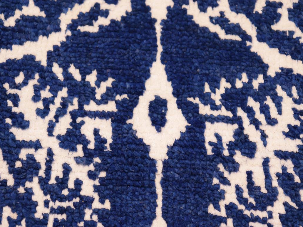 handmade Modern Nabila Blue Ivory Hand Knotted RECTANGLE WOOL&SILK area rug 6x9