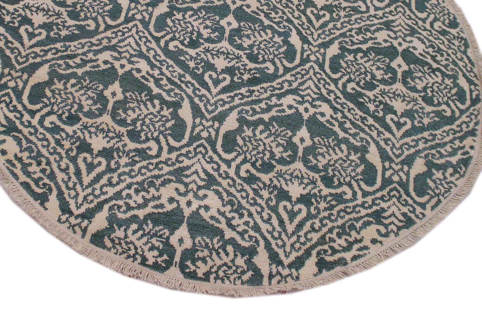 A10456, 6 1"x 6 1",Traditional                   ,6x6,Green,IVORY,Hand-knotted                  ,Pakistan   ,Wool&silk  ,Round      ,652671191886