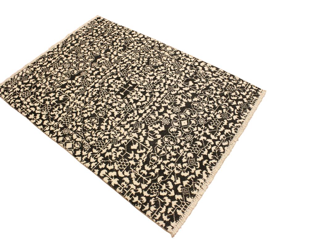 handmade Modern Ellie Black Ivory Hand Knotted RECTANGLE WOOL&SILK area rug 4x6