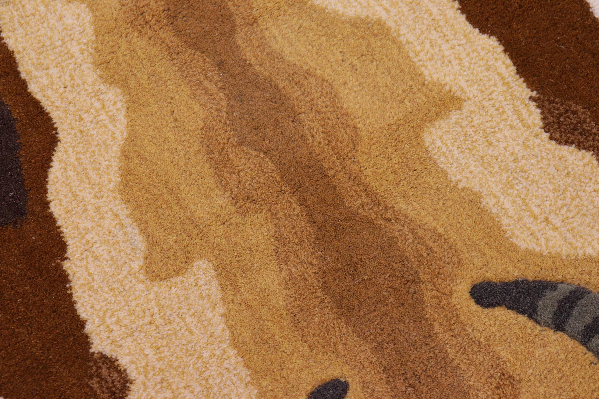 handmade Contemporary Deer Ivory Gold Hand Tufted  100% WOOL area rug 4' x 6'