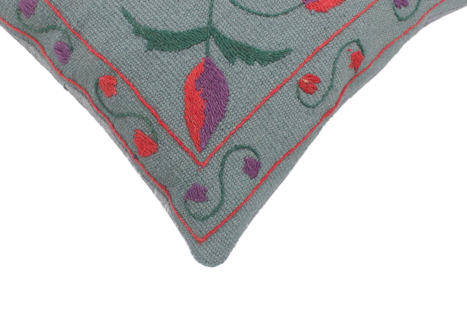 handmade  Pillow Gray Red Hand-Woven SQUARE 100% Wool Suzani Throw Pillow